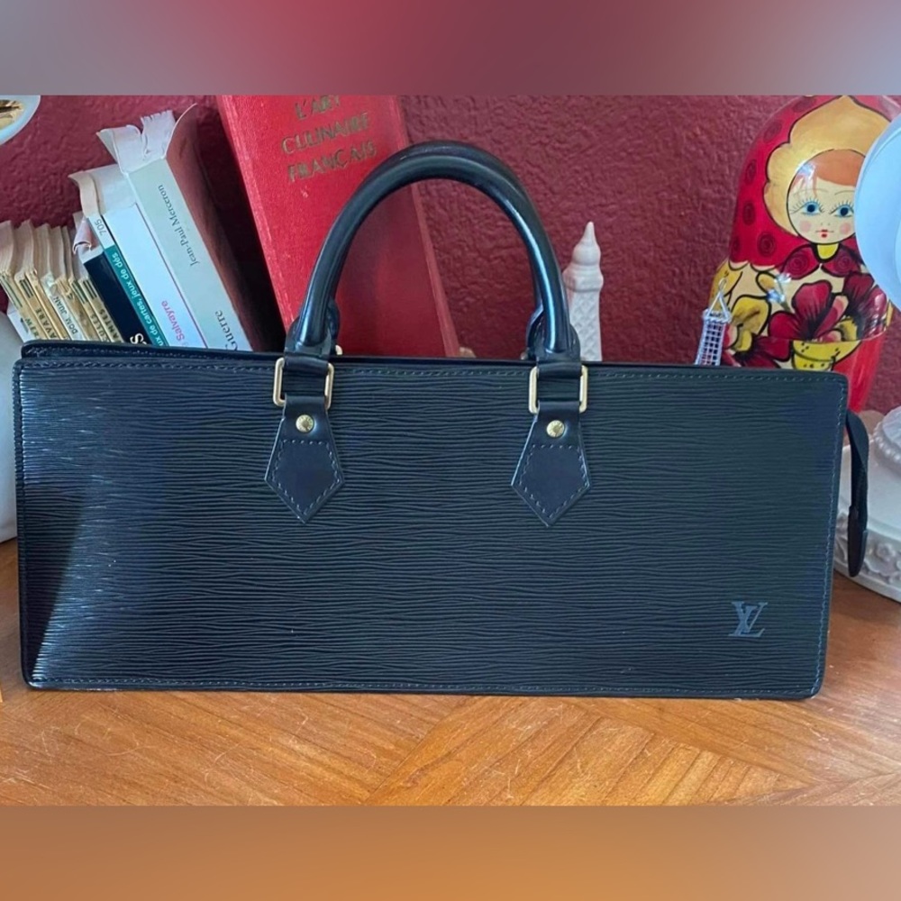 FOR SALE!  Black LV handbag for sale!  Very good condition!